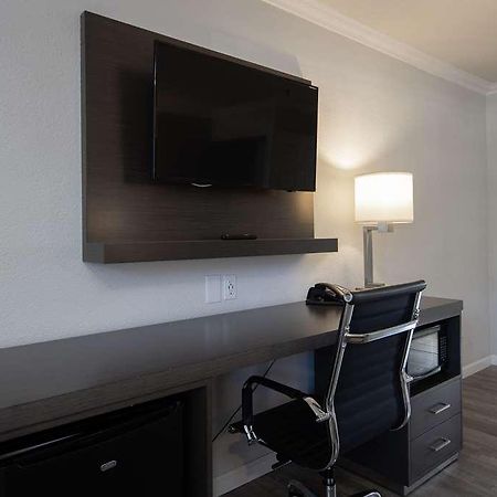 Rodeway Inn Milpitas Near Great Mall Стая снимка